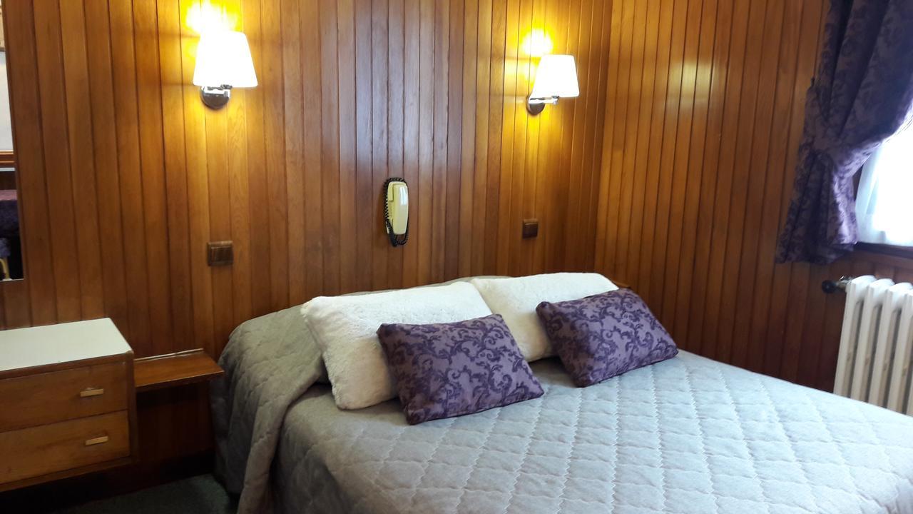 Alp-Hotel Megève Exteriör bild
